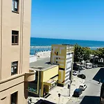 דירה Sea Front House *