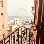 Sea Front House * בארי