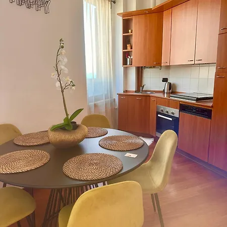Sea Front House דירה *